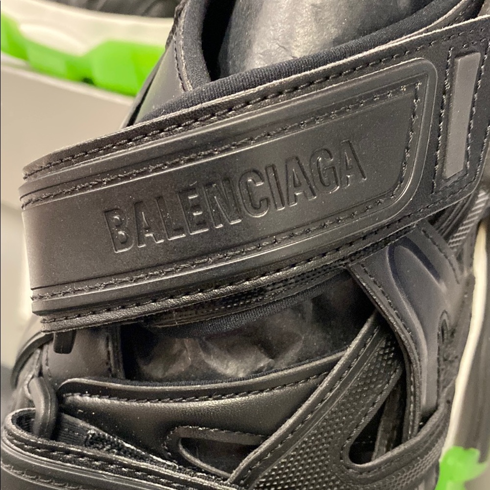 Balenciaga Black and white fluorescent Green Sandals woman’s size 9 - Picture 3 of 14